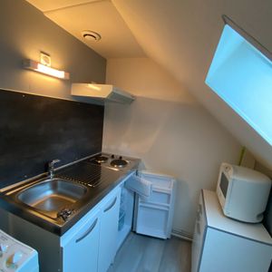 Location Appartement 2 pièces 25m² - Photo 3