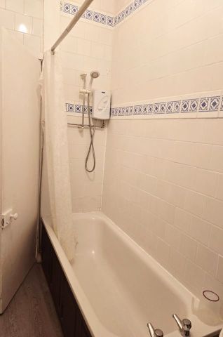 Room in a Shared Flat, West Princes Street, G4 - Photo 4