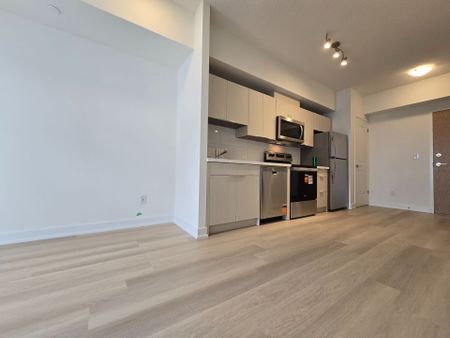 For Lease - 2825 Jane Street Unit# 807, Toronto, Ontario - Photo 2