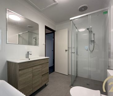 Spacious Newly Renovated 2 Bedroom Home! - Photo 6