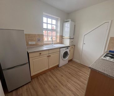 2 bedroom flat to rent - Photo 4