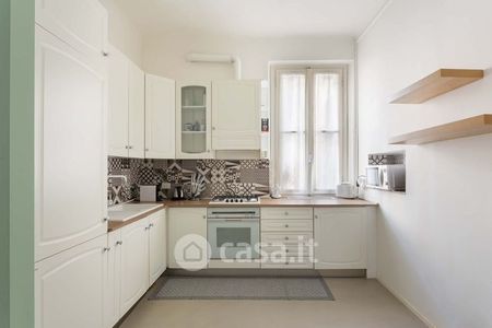 Trilocale in Affitto in Via Felice Casati 21 a Milano - Photo 3