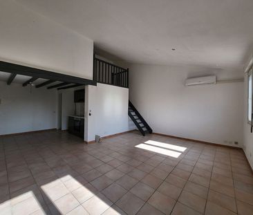 EXCLUSIVITE A AVIGNON MONTFAVET - LOCATION APPARTEMENT TYPE 2 BIS DE 62 M² DANS IMPASSE AU CALME PROCHE COMMERCES A PIED - Photo 2