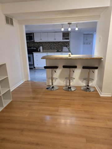 For Lease - 96 Benziger Lane, Hamilton, Ontario - Photo 5