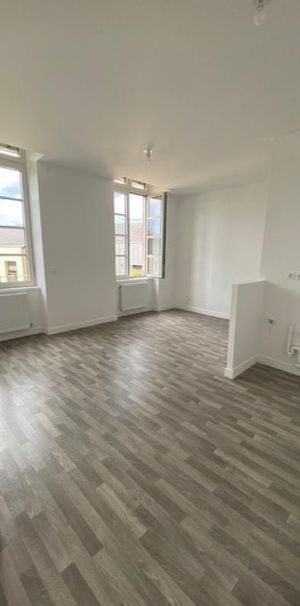 Appartement - T5 - CONDRIEU - Photo 1