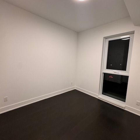 For Lease - 8 Manor Road Unit# 409, Toronto, Ontario - Photo 1