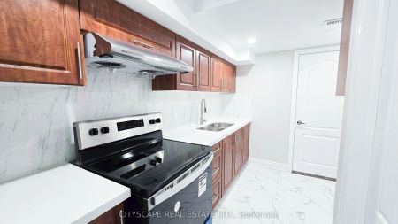 121 Ashdale Road #Lower - Photo 5