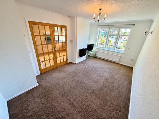 2 bedroom bungalow to rent - Photo 1