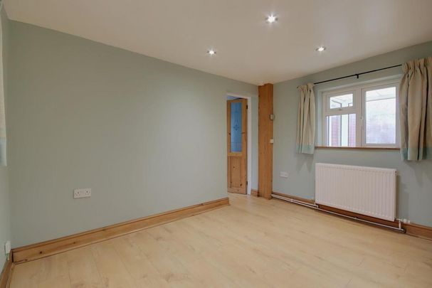 1 bedroom cottage to rent - Photo 1