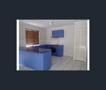 10 Morris Street, Andergrove, Qld 4740 - Photo 3