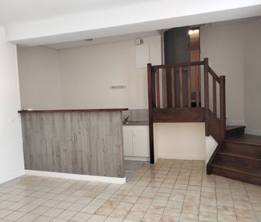 Location Appartement 1 pièce 29m² - Photo 2