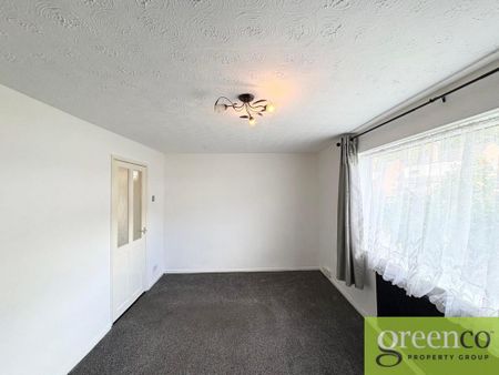 3 bedroom semi-detached house to rent - Photo 3