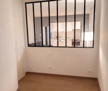 A LOUER AVIGNON INTRAMUROS ( 84000 ) : charmant appartement 2 pièce... - Photo 3
