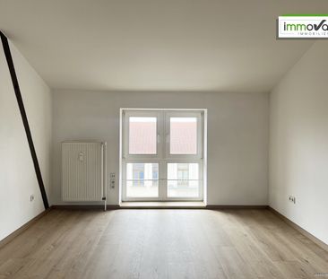 Schicke 2-Raum-Dachgeschoss-Wohnung im Altbau! Aufzug vorhanden & S... - Foto 6