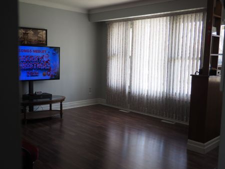 For Lease - 7543 REDHAVEN Crescent Unit# main, Niagara Falls, Ontario - Photo 2