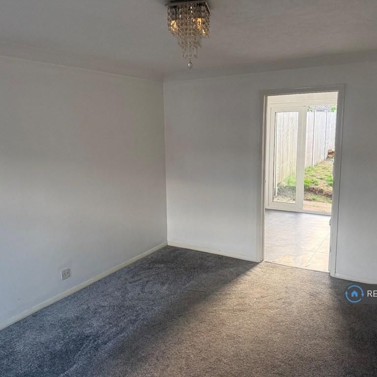 2 bedroom terraced house to rent - Photo 1
