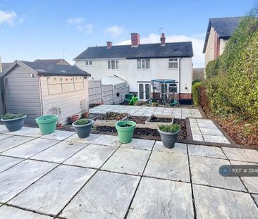 2 bedroom semi-detached house to rent - Photo 6