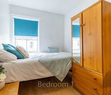 Room 1 - Photo 5