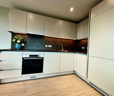 1 bedroom penthouse to rent - Photo 5