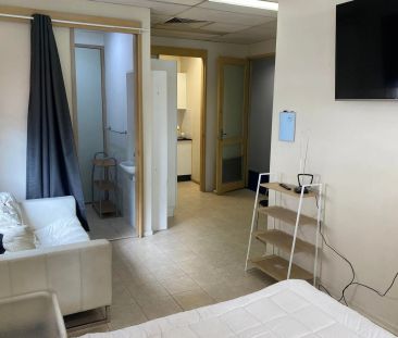 Furnished Studio Apartment with Water & Electricity Included! - Photo 4