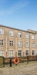 Woodford Mill, Witney, OX28 - Photo 4