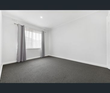 3/2 Avonhurst Drive, Glen Waverley, Vic 3150 - Photo 1