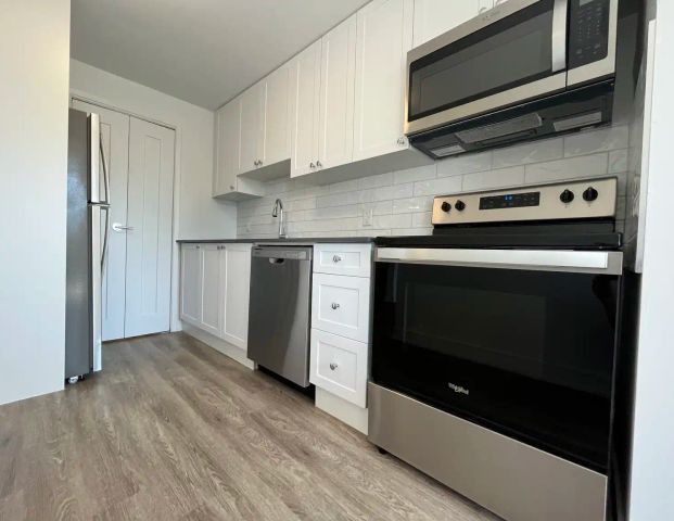 139 Christopher Drive, 205 Champlain Blvd, 215 Champlain Blvd — 2 Bedroom - Photo 1