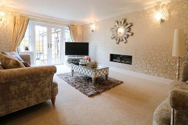 Beech Hill Close, Sutton Coldfield, B72 - Photo 1