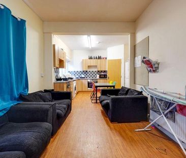 1 bedroom in a house share to rent - Photo 3