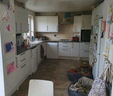 Room in a Shared House, Eastridge Drive, BS13 - Photo 5