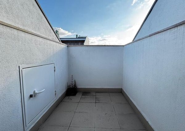 1 Bedroom Apartment with a view, Lapa, Lisboa