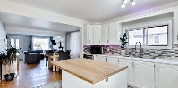 Grand 4 1/2 lumineux avec grande cour Saint-Hubert - Photo 2