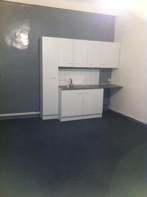 Location Appartement 2 pièces 36m² ST MAXIMIN LA STE BAUME 83470 - Photo 1