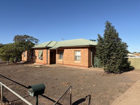 44 Stokes Terrace, Port Augusta West SA 5700 - Photo 5
