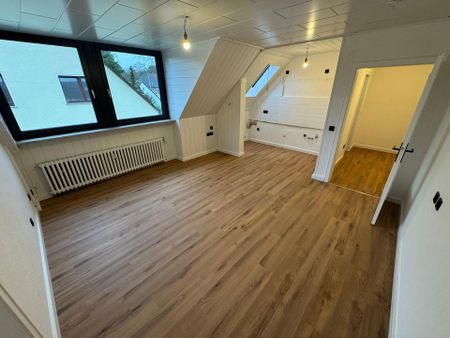 Modernes 2-Zimmer Wohlfühl-Zuhause im ruhigen Dachgeschoss - Photo 4