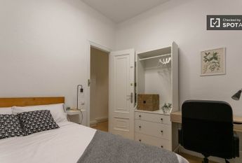 valencia, Valencian Community 46007