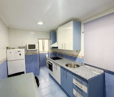 Alquiler de piso en Calle de Víctor Sáenz, 8 - Photo 1