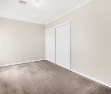 2/50 Thackeray Road, Reservoir VIC 3073 - Photo 4