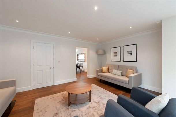 4 bedroom terraced house to rent - Photo 1