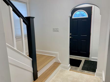 For Lease - 15 Downing Street, Toronto, Ontario - Photo 3