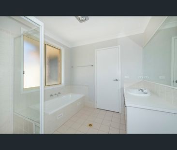 7 Bluewren Close, Glenmore Park, NSW 2745 - Photo 3