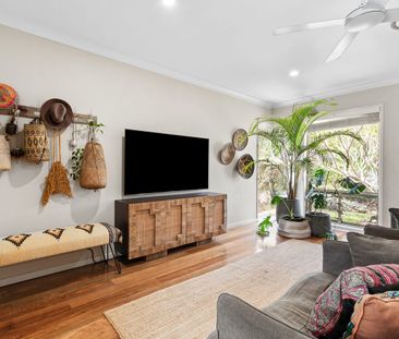 Fully Furnished Family Home in Peregian Springs! - Photo 1