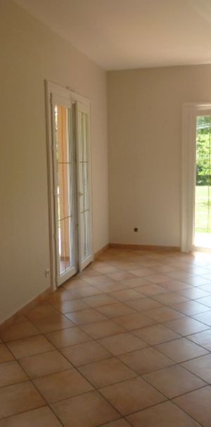 Location Maison 4 pièces 81m² - Photo 1