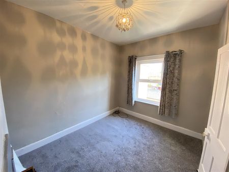 Denmark Place, Albert Road, SY11 1NG - Photo 4