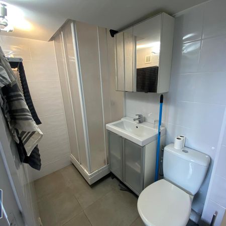 Location Appartement 1 pièce 15m² VALENCIENNES 59300 - Photo 4