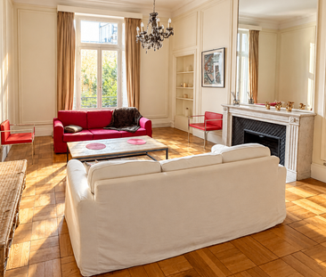 Appartement ancien de 85 m² à Paris - Photo 1