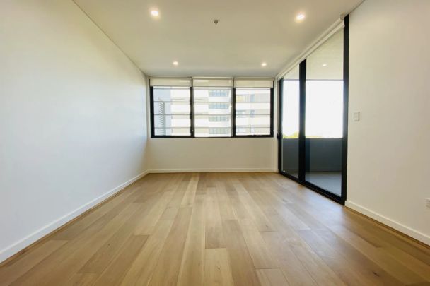 One Ultra Modern Apartment In Wolli Creek - Photo 1