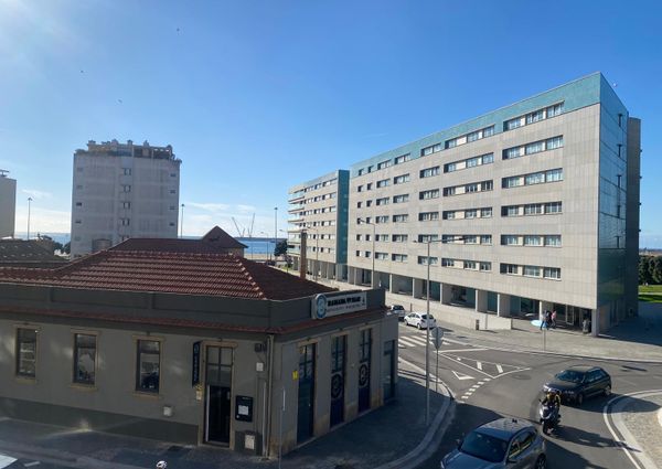 Fantástico Apartamento T2 para Arrendamento em Matosinhos