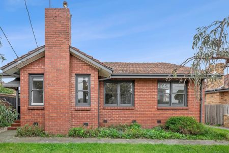 Classical style & perfectly positioned - Photo 4