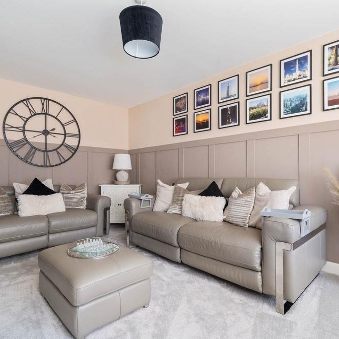 6 bedroom detached house to rent - Photo 1